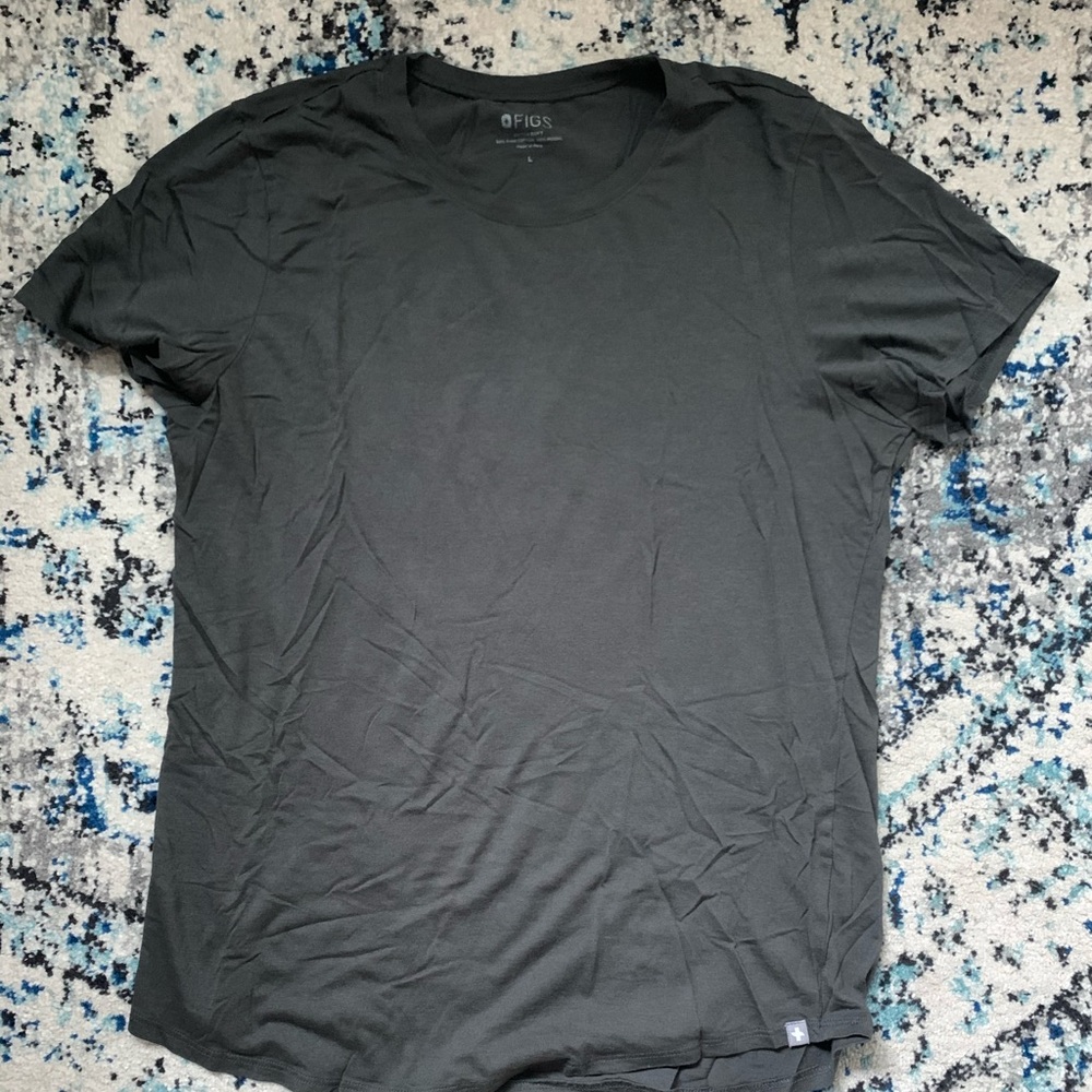 Figs super soft under scrub women’s tee